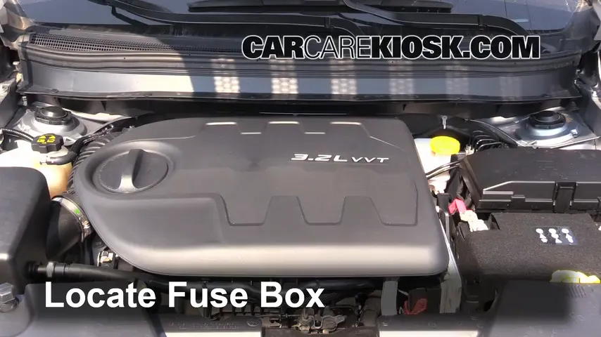 2014 Jeep Cherokee Latitude 3.2L V6 Fuse (Engine) Check